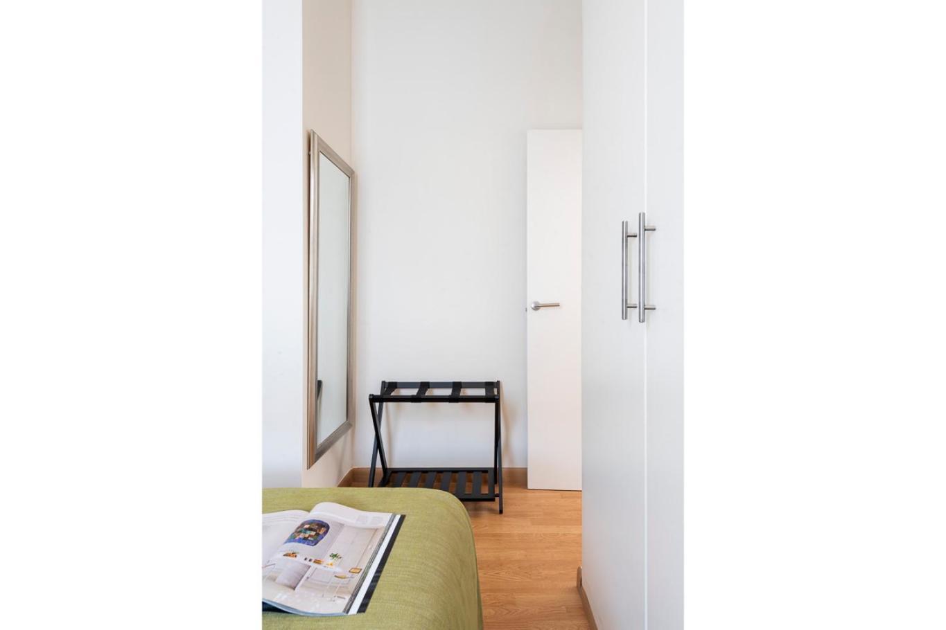Apartamento Familiar Nuevo De Diseno En La Mejor Zona De Triana, Parking Included Seville Ngoại thất bức ảnh